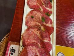 -喜牛烧肉酒场·黑金店(威高广场店)