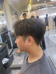 -苏奇发型·烫发染发