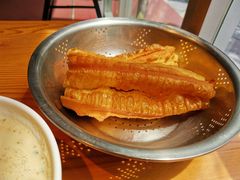 油条-弄堂咪道-饭香·面香·馄饨香(钦州北路田尚坊店)