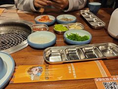 -明洞阿姨·韩式酱蟹烤肉·创意料理(三元桥店)