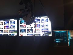 -VR间客漫虚拟现实体验馆(汉街店)