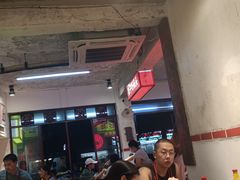 -四小区火锅·巷子里的重庆火锅(花照壁店)