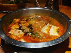 -野山舂·贵州现舂酸汤牛肉(鸿通城店)