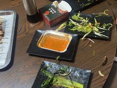 -小旋风·鹤岗烧烤(佳丰北苑店)