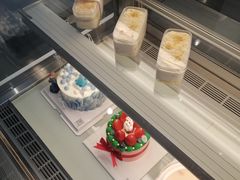 -蜜蜂小象·榴莲千层蛋糕(时代汇11栋店)
