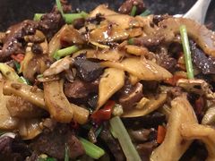 -牛八宝桂林米粉(八里庄店)