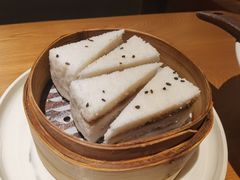-荣家黄鱼面(南京西路店)