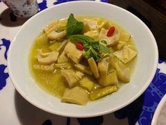 老鸡汤煮临安小笋-江南赋(内蒙古大厦店)