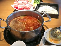 -呷哺呷哺(松北万象汇店)