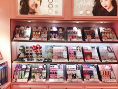 -4inlook美目美佳隐形眼镜店(恒隆广场店)