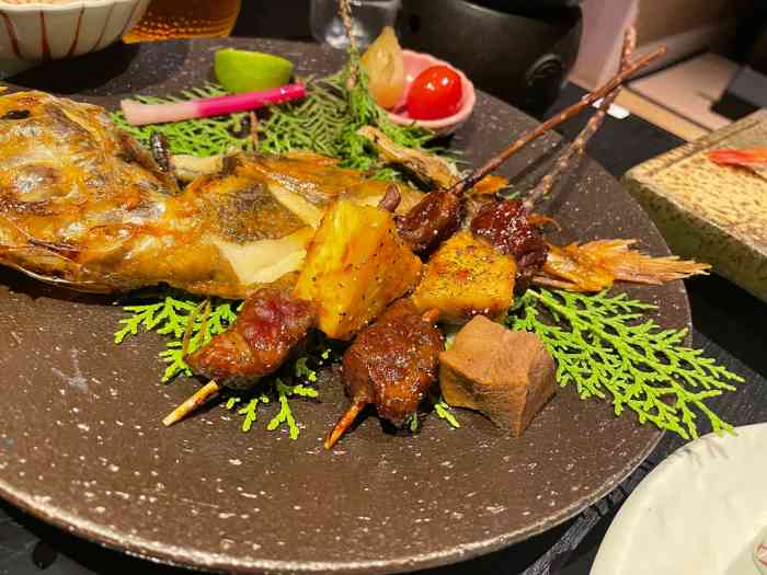 花潮日料艺食馆(东二环泰禾广场店)-"这家东二环泰禾的花潮日料艺食馆