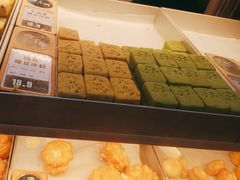 -酥大興·新国潮糕点配茶饮(龙岗万达黑金店)