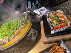 -吞鱼兽麻辣烤鱼(万达店)