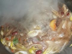 -老街烧烤大排档·地道湖北菜·龙虾馆(汉口火车站店)