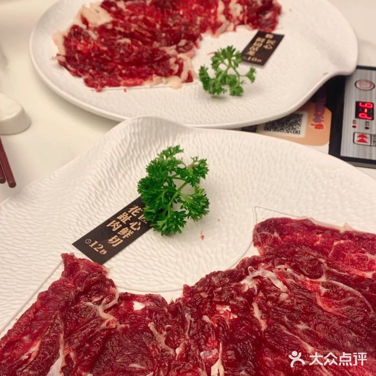 
鲜切手打牛肉锅，龙华壹方暖冬味