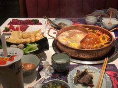 -牛村来人潮汕牛肉火锅(西单店)