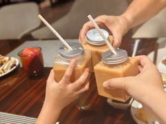 -广州万富希尔顿酒店·感趣自助餐厅·金秋蟹宴生蚝海鲜刺身