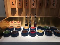 自助调料区-周渝食惦酸菜鱼(青浦店)
