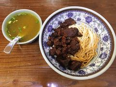 红烧牛肉面-旺泉餐饮店·清真牛肉面馆