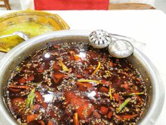 -乡土特色.冷锅鱼.牦牛肉汤锅