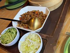 -耶里夏丽·丝路国际·新疆餐厅(浦东区东方路店)