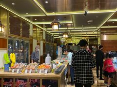 -大中华希尔顿酒店-念自助餐·嗨啤·小龙虾