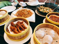 -夏阳湖皇冠假日酒店-自助餐厅