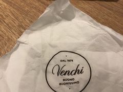 -VENCHI 闻绮(北京国贸商城店)