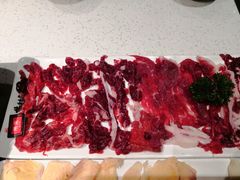 吊龙-牛村来人潮汕牛肉火锅(西单店)