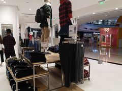 -优衣库(威海威高购物中心店)