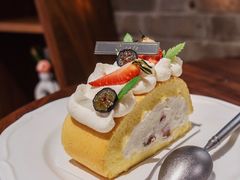 蜜柚浮云卷-思南书局·诗歌店