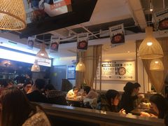 大堂-上海哈尔滨食品厂(汇联商厦店)