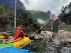 -安吉龙王山峡谷漂流