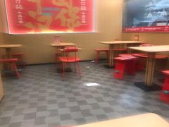 -塔斯汀中国汉堡(白云京溪地铁站店)
