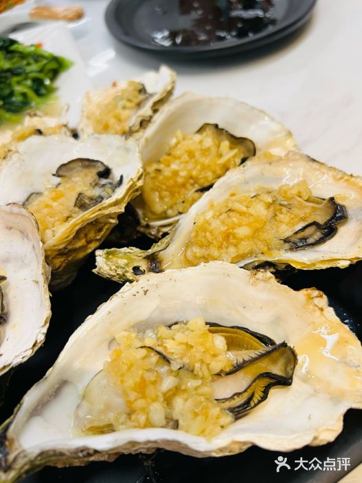 渔文乐·海鲜大排档(千灯湖店)炭烧生蚝图片