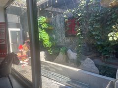-毛辣果·贵州红酸汤牛肉火锅(西单店)