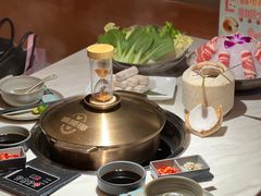 -喃喃椰·糟粕醋·椰子鸡火锅(七堡花园店)