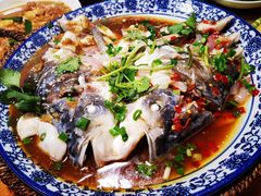 剁椒鱼头-岳季煎饺