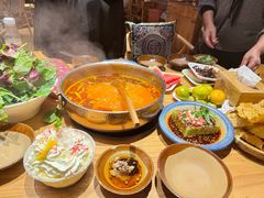 -黔诚多彩火锅(甲秀楼店)