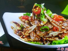 -马路边上·小海鲜烧烤(八一路店)