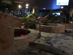 -泉城欧乐堡戏水湾艺术养生温泉