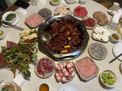 -九尺赵老四鲜鹅肠火锅