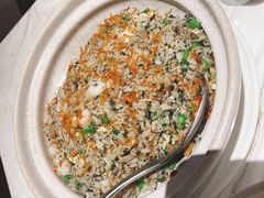 极品菌皇黑松露炒饭-香樟花园新粤料理(无锡万象城店)