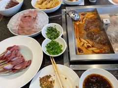 -皇城老妈·大连海鲜火锅(港湾店)