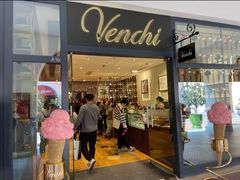 -VENCHI 闻绮(上海佛罗伦萨小镇店)