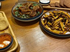 -猫爷的腔调·黔小馆(交大医学住宅区店)