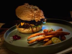 黑胡椒汉堡-HIGH FIVE哈福手工汉堡(桂林路店)