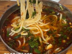 -老味道遵义虾子羊肉粉(兴关路店)