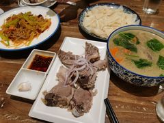 -清真·玛丽亚新疆菜主题餐厅(浙江中路店)