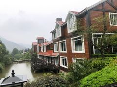 -梦娜斯庄园